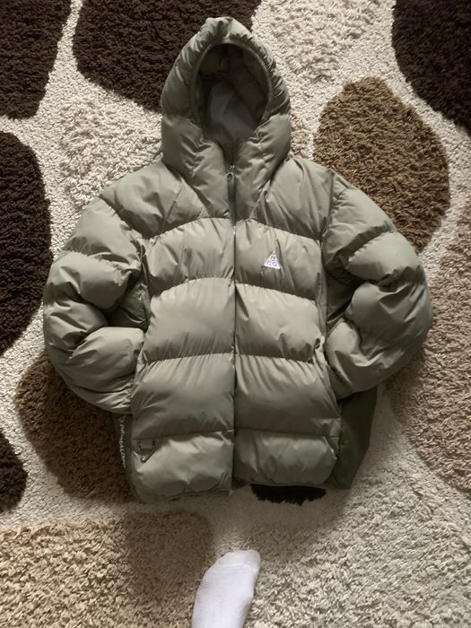 Стильний пуховик ACG — як новий!