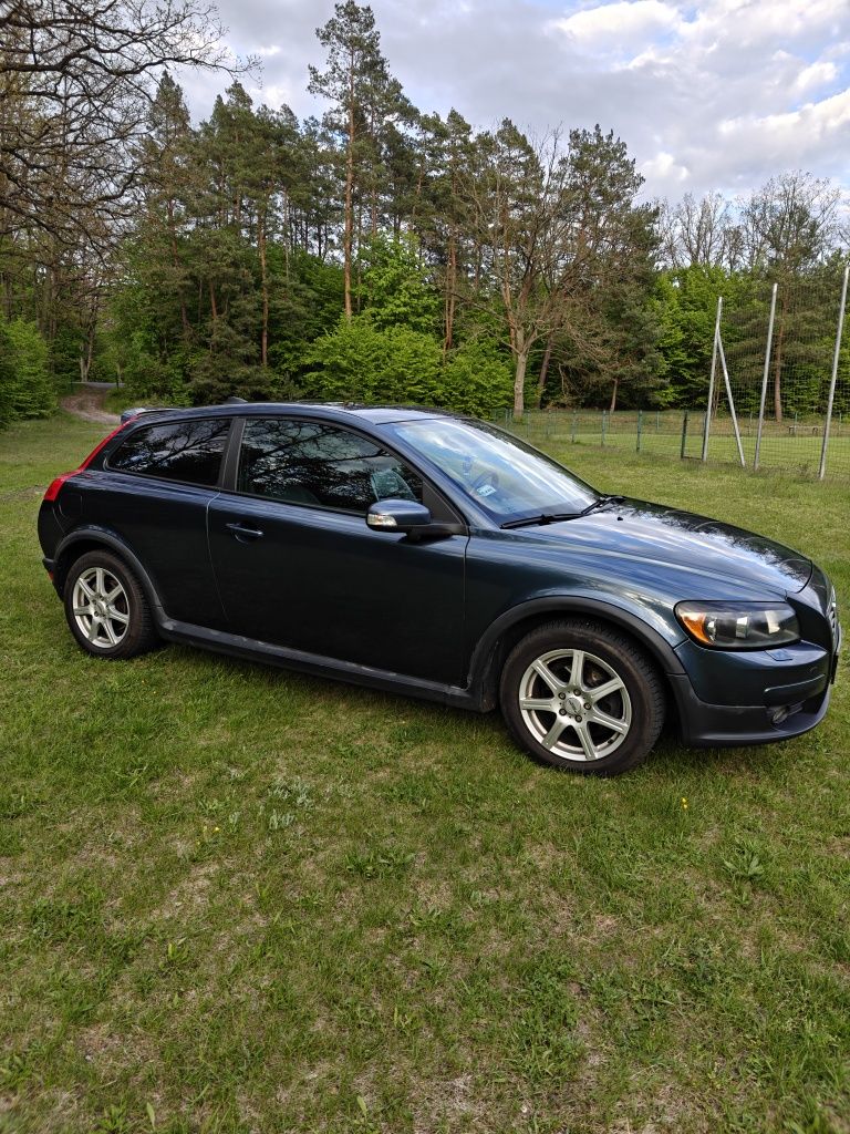 VOLVO C30 2.0D 136km 2007rok