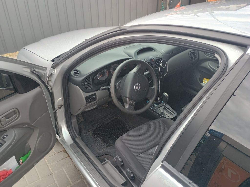 Nissan almera clasic 2011