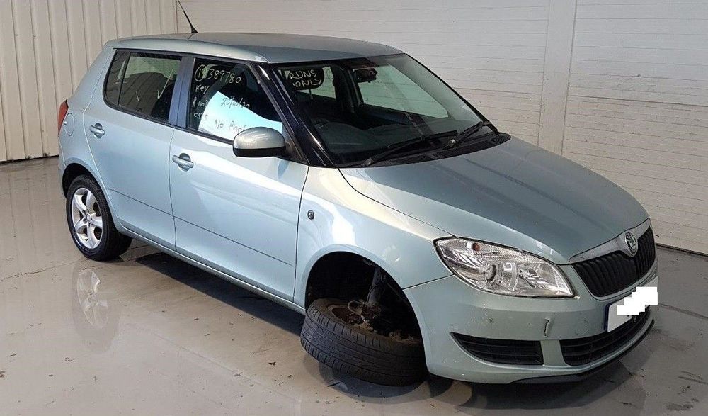 Skoda Fabia 1.2i de 2010 disponível para peças