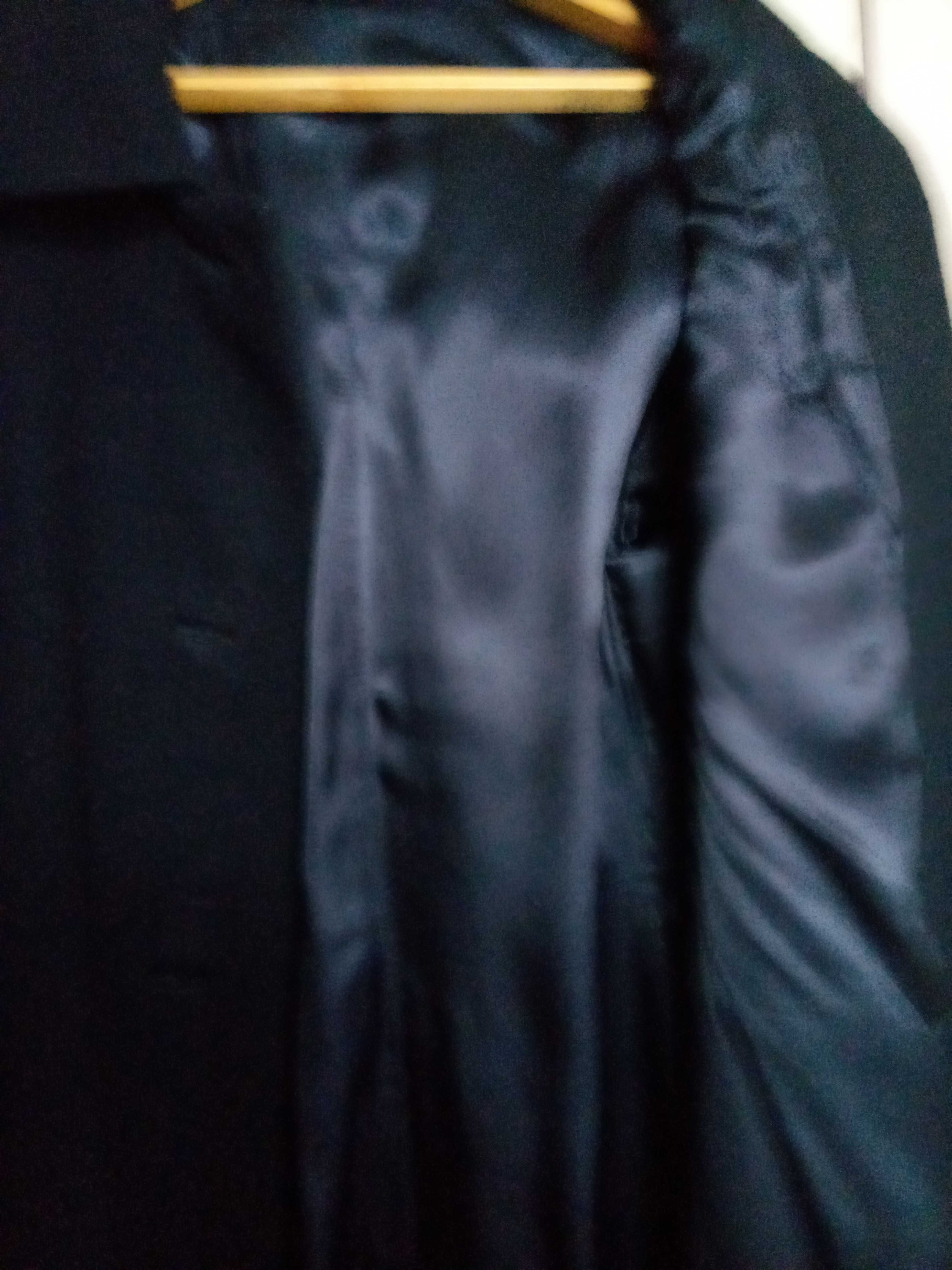 Чёрное женское пальто .размер 46-48