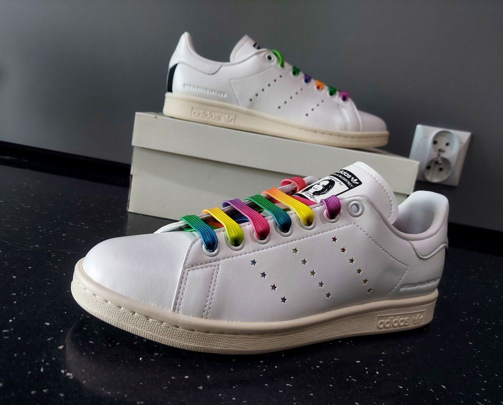 Buty sportowe Adidas Stan Smith r. 40 | FW6875