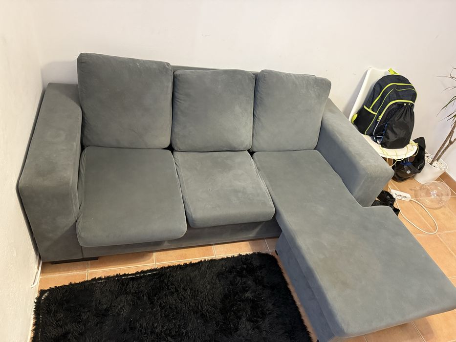 Sofá 3 lugares confortavel