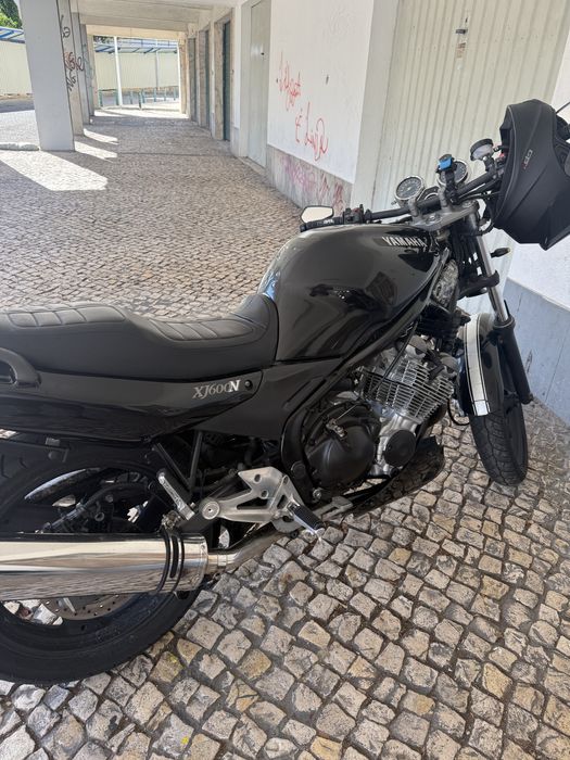 1600€ pra despachar ate quarta fYAMAHA XJ600n vendo ou troco por carro