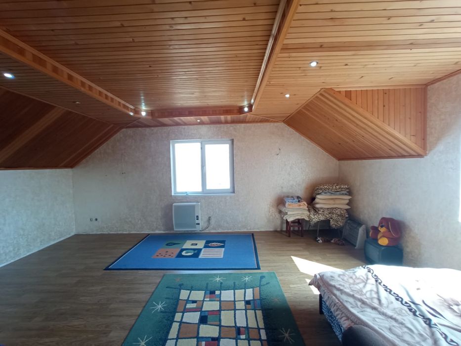 Продається господарство та магазин.