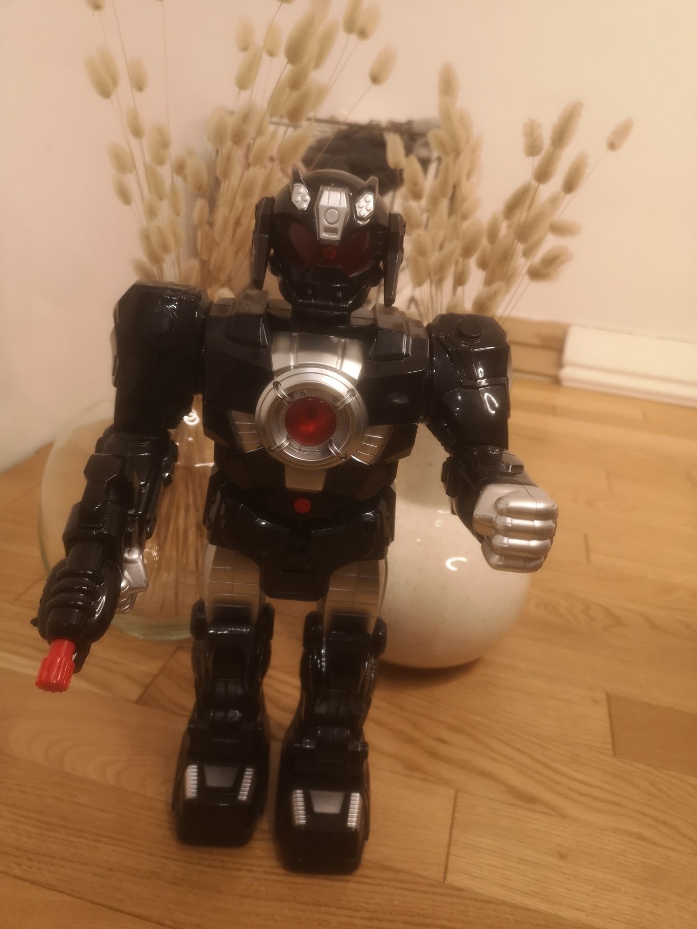 Gadający robot dla chłopaków