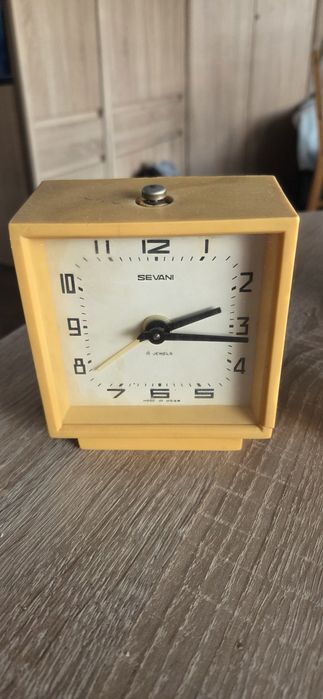 Budziki zegarki 2 sztuki razem