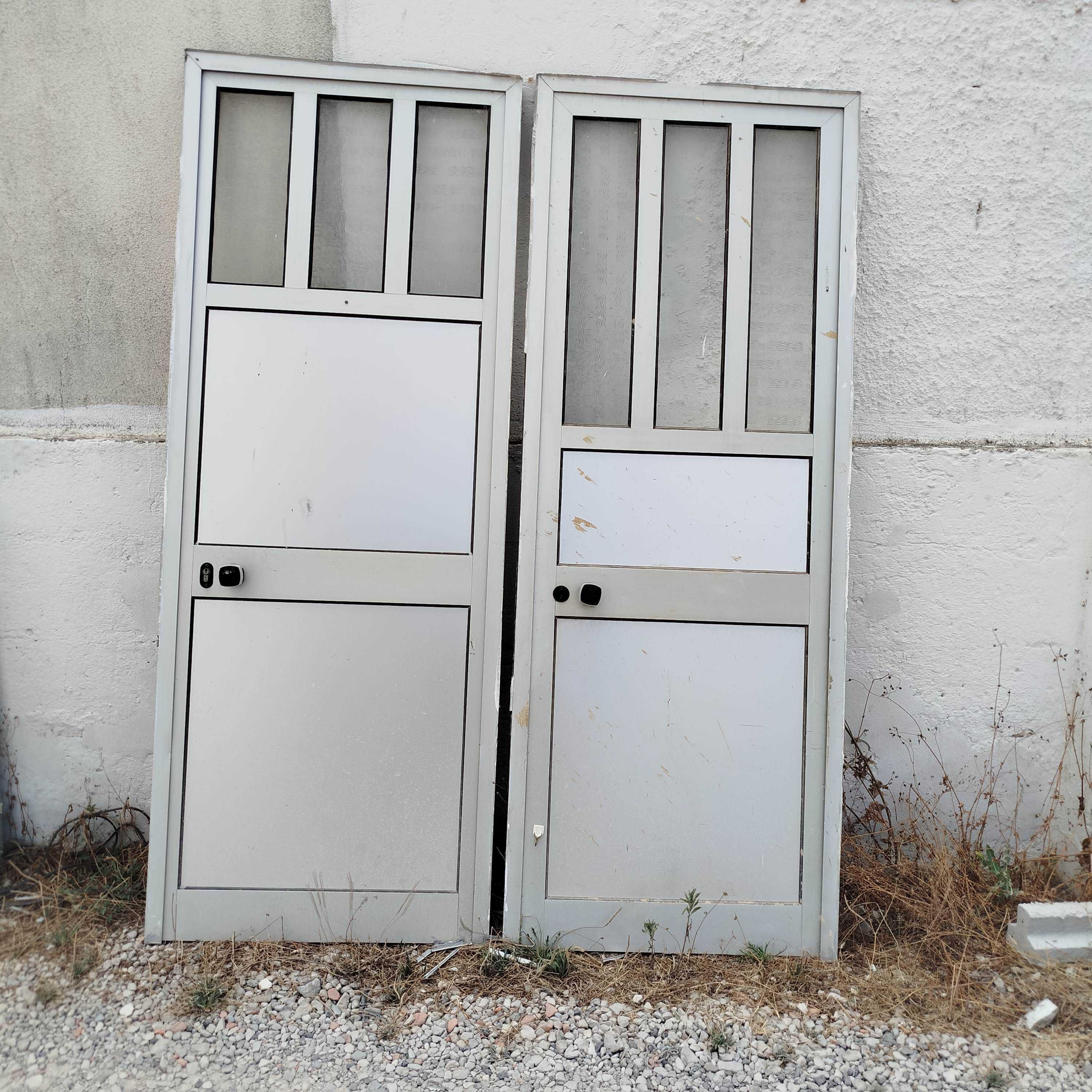 Portas e Janela de abrir em Aluminio - USADO