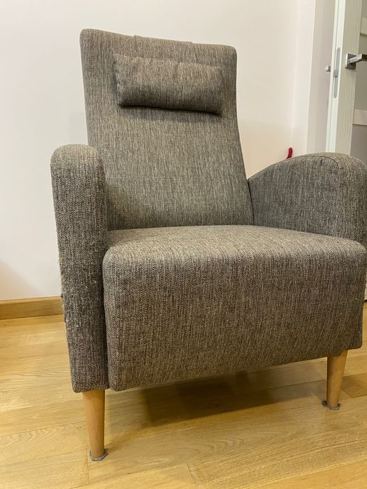 Крісло відпочинкове