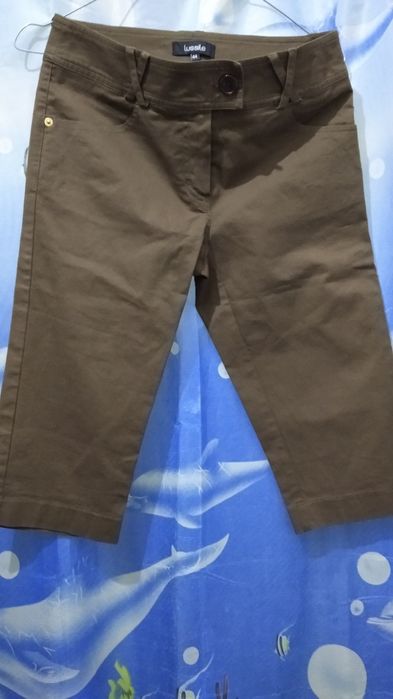 Брюки женские капри