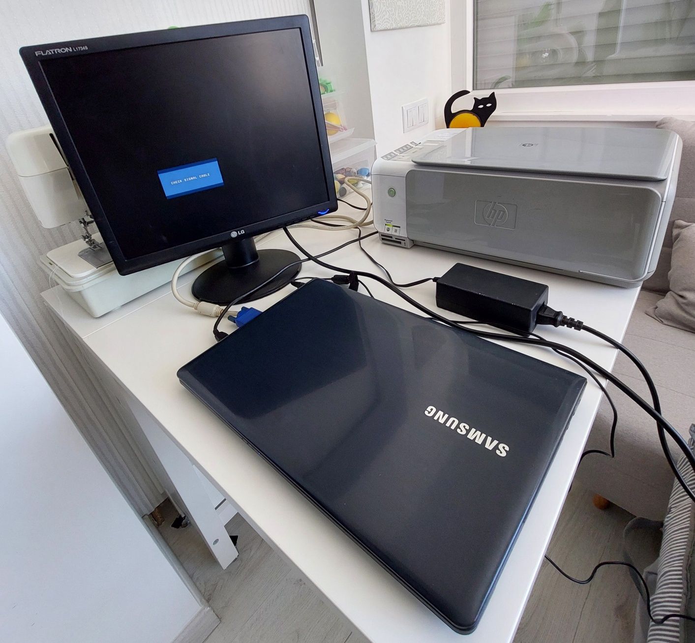 Portátil Samsung, impressora e fax HP, monitor LG - Regresso às aulas