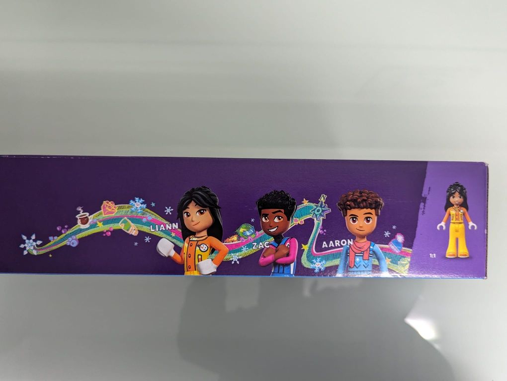 Lego Friends Pista de Ski e Cafetaria