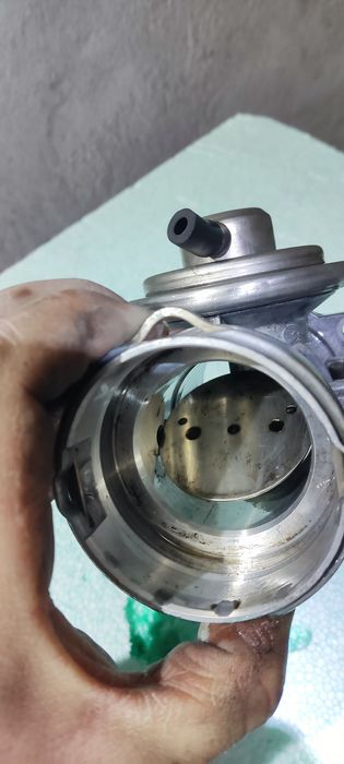 Zawór EGR Audi A4 B6 B7 A6 C5 1.9 TDI  Passat B5 FL  ORYGINA