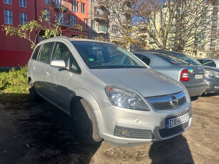 Opel zafira 1.8 benz /1 wlascicel w kraju