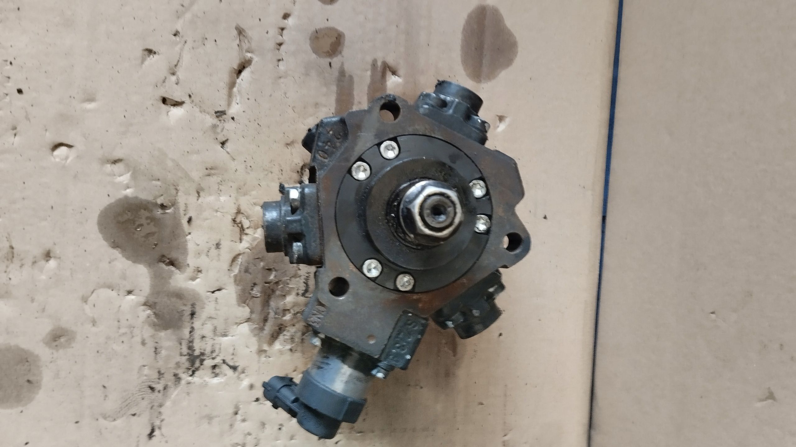 Pompa Wtryskowa Paliwa KIA Hyundai 1.7 Crdi