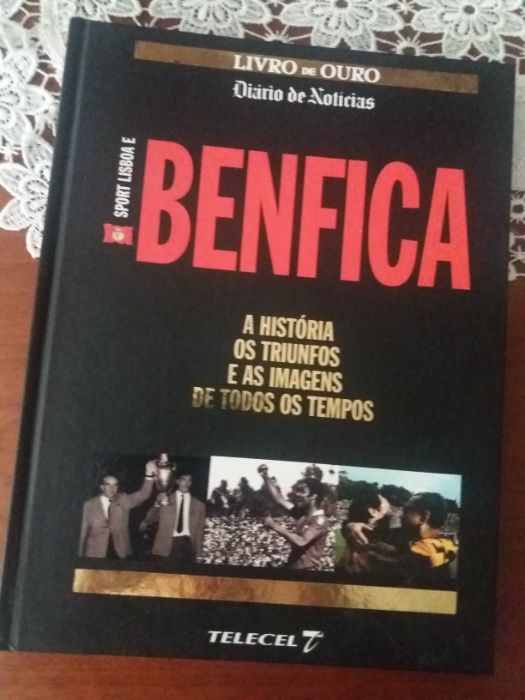 3 Livros Sporting Benfica Porto 25€ os 3 cada clube conta  a sua histó