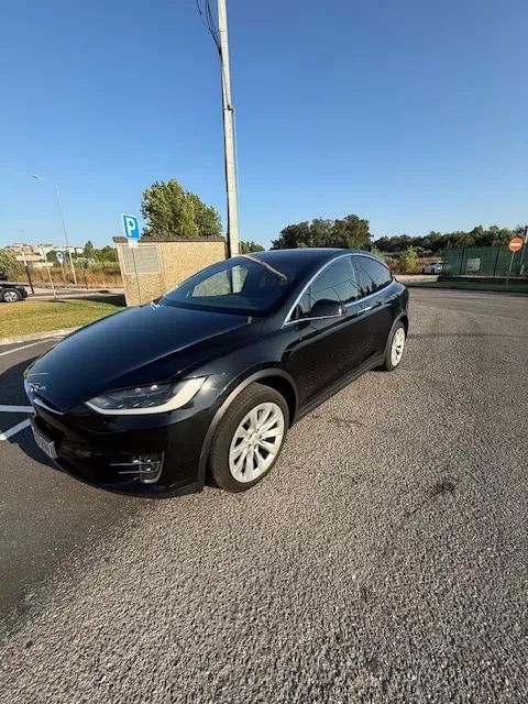 Tesla Model X 100D