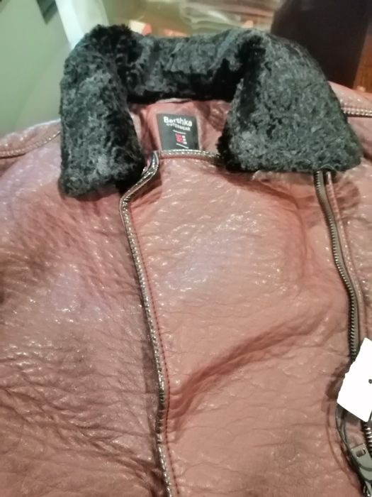 Blusão Bershka gola pelo