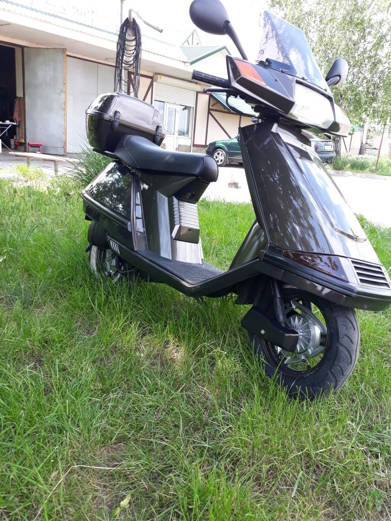 Скутер Honda Spacy продам