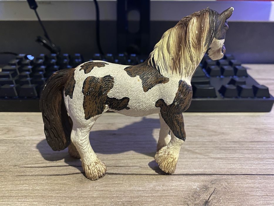 Фигурки лошадей Schleich