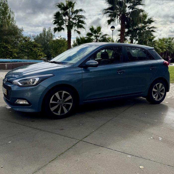 Hyundai i20 1.1 CRDi 2015 Desde 105€ Mês