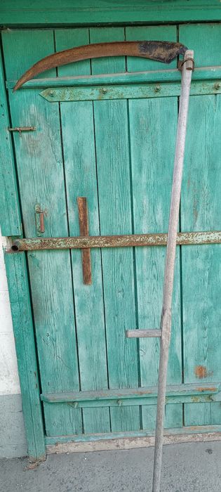 Продам косу  ручну