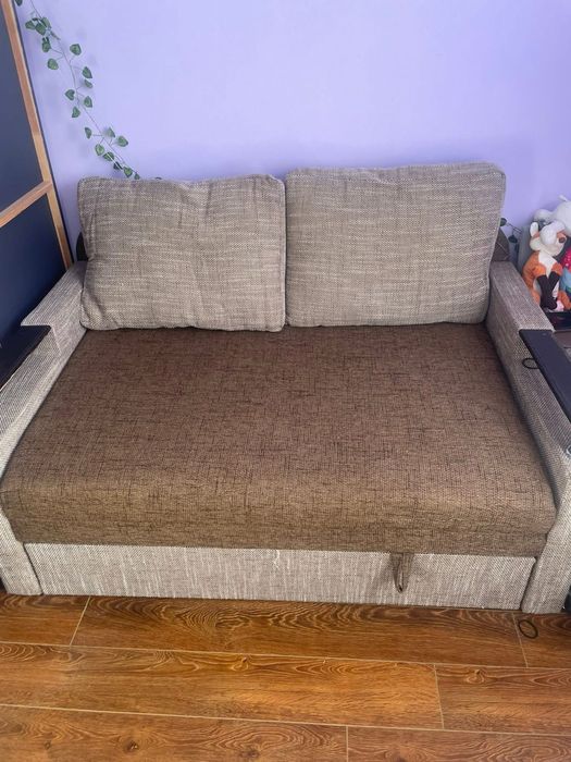 Диван вживаний стан з 12 на 10