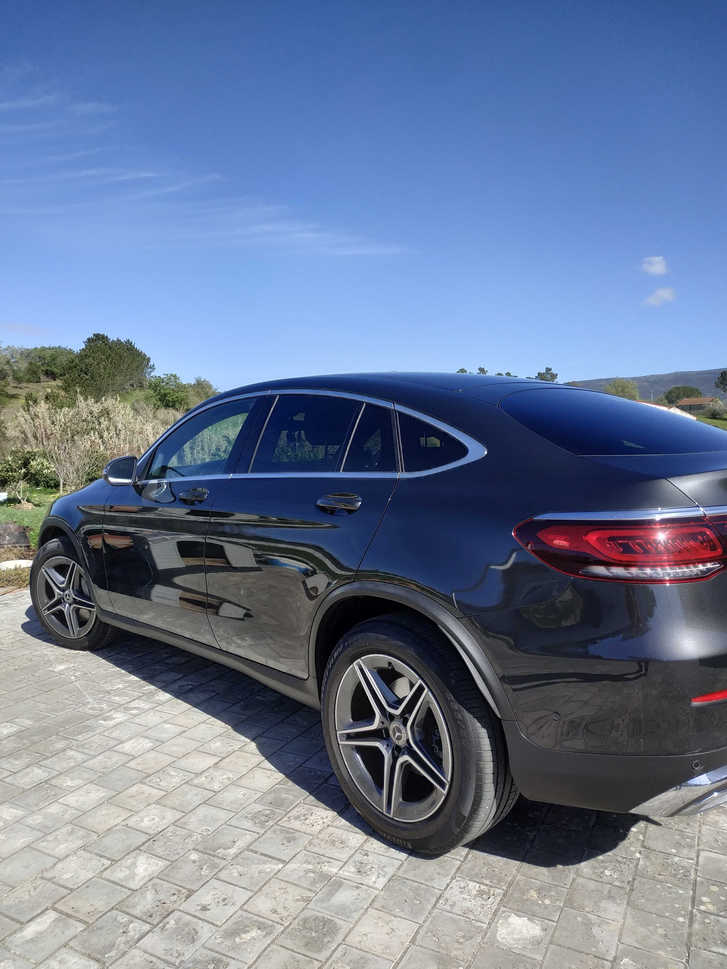 Mercedes glc 220D de 2021 com kit AMG