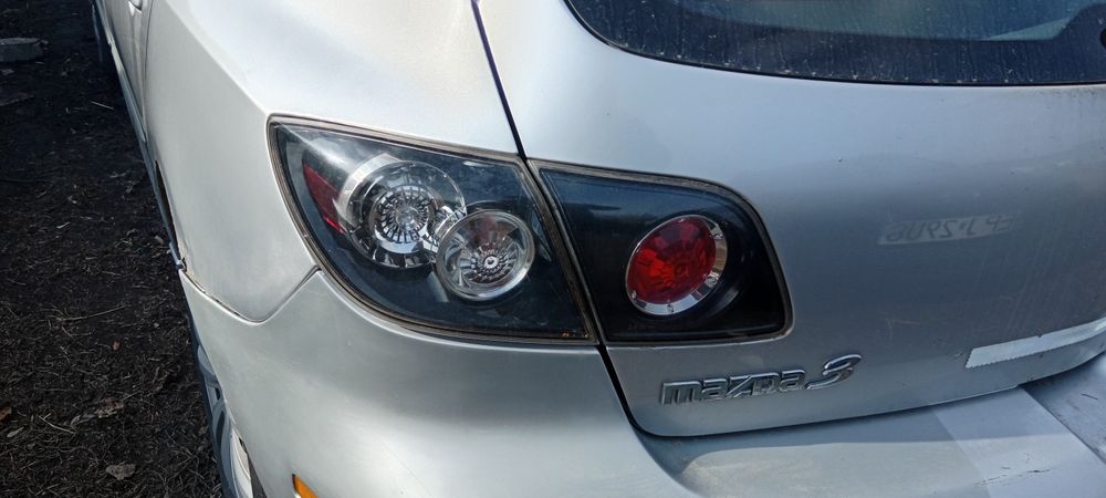 Maxda 3 bk фари задні лед led передні