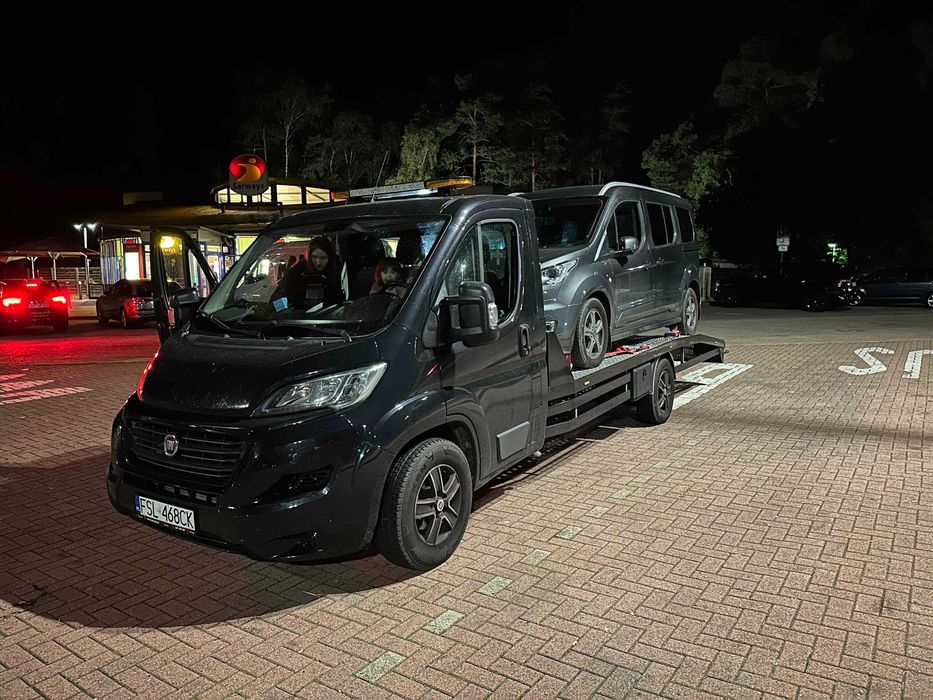 -> Transport Pojazdów Holowanie Przewóz Pomoc Drogowa 24/7 Niemcy