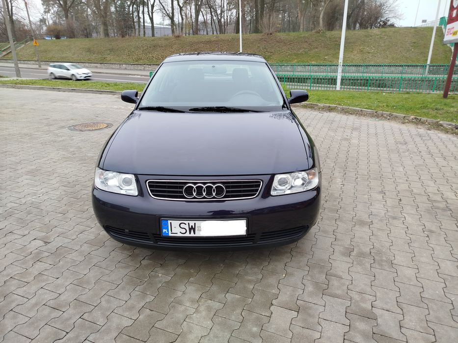 Audi a3 8l 1.6 Benzyna Rok 2002 wersja 5 drzwi 252TYS KM