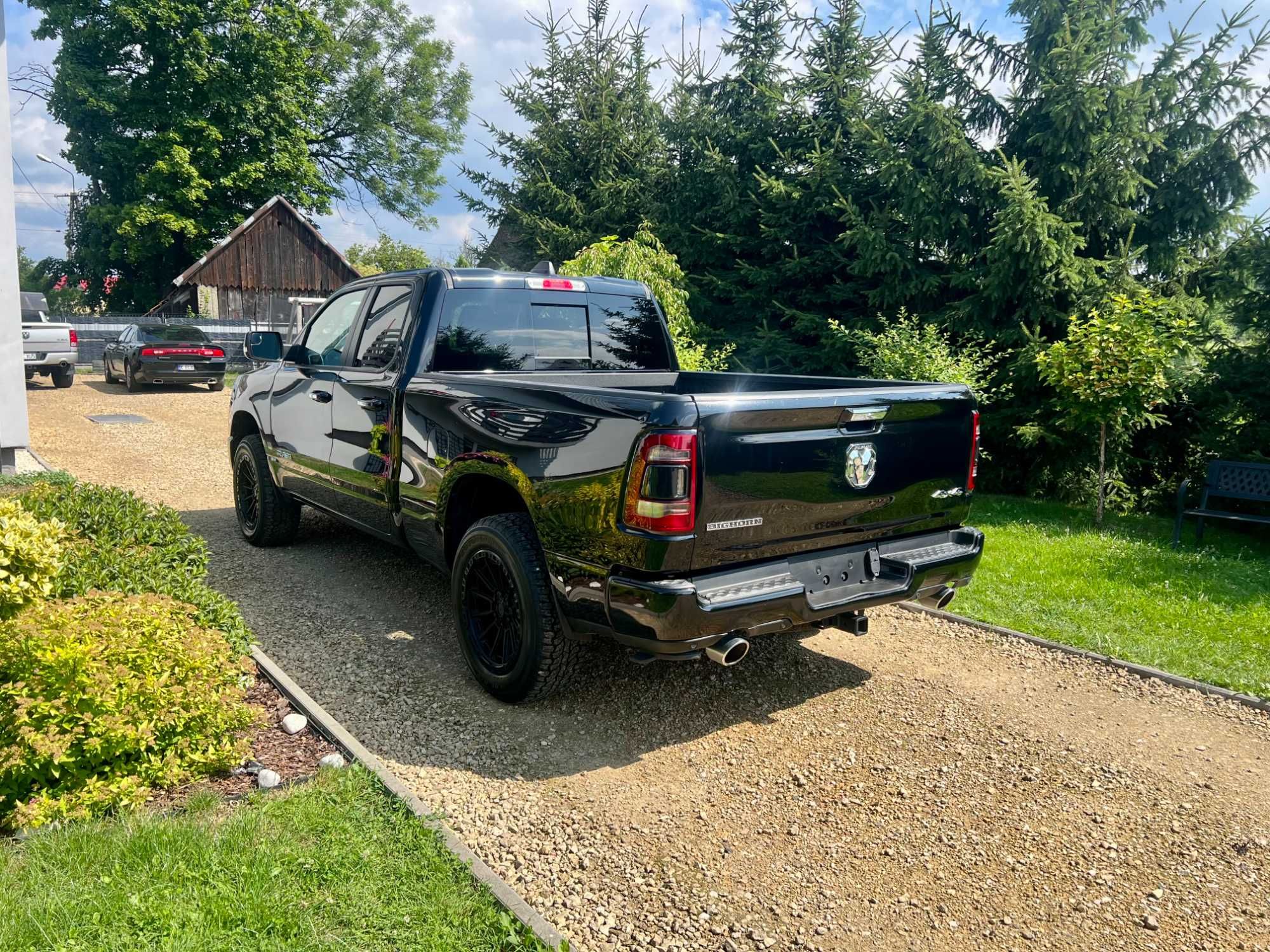 2020 RAM 1500 5.7 Hemi 4x4  Big Horn Vat 23