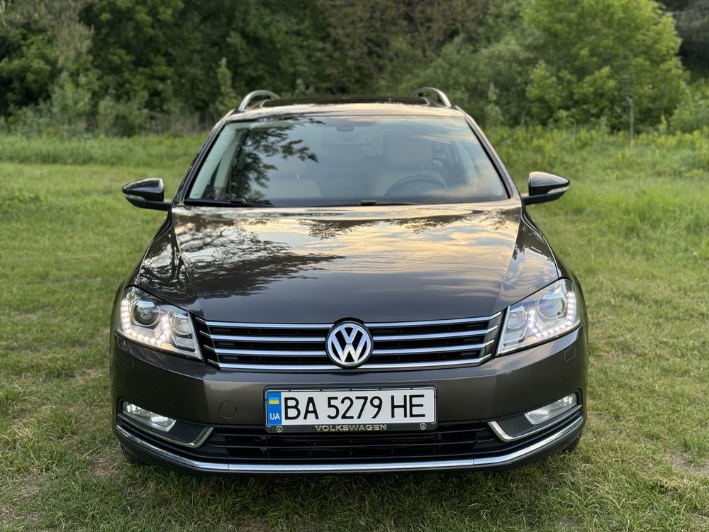 Volkswagen Passat 2012 (170 к.с. Highline)