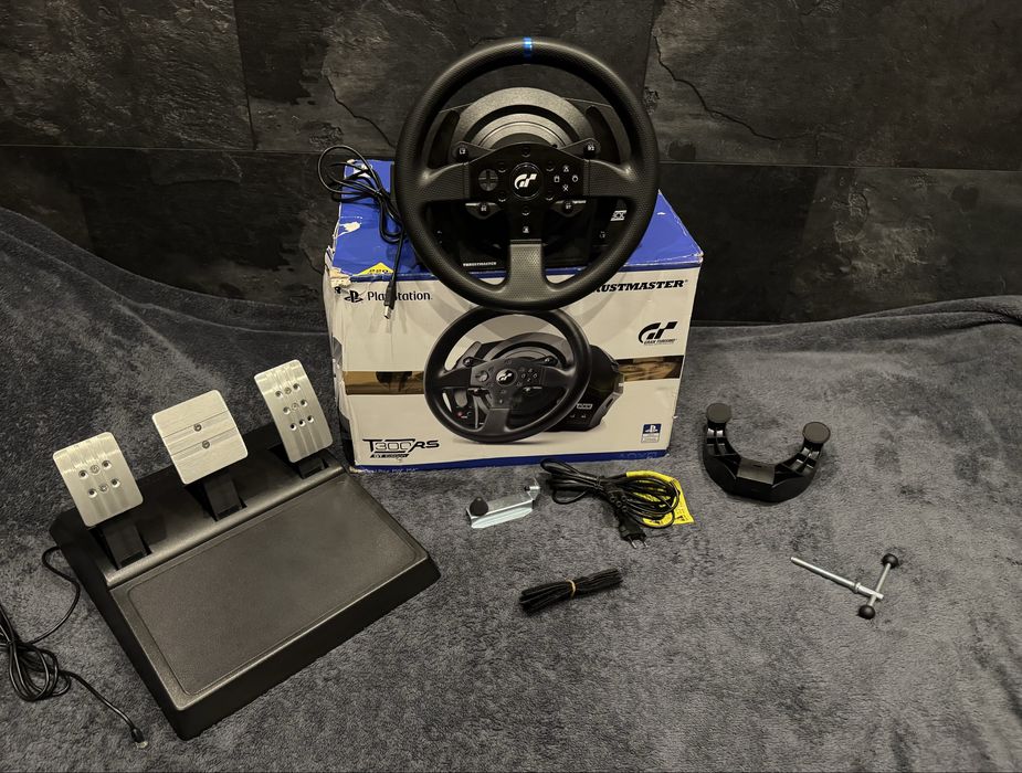 Продам ігровий руль Thrustmaster T300 RS GT Edition
