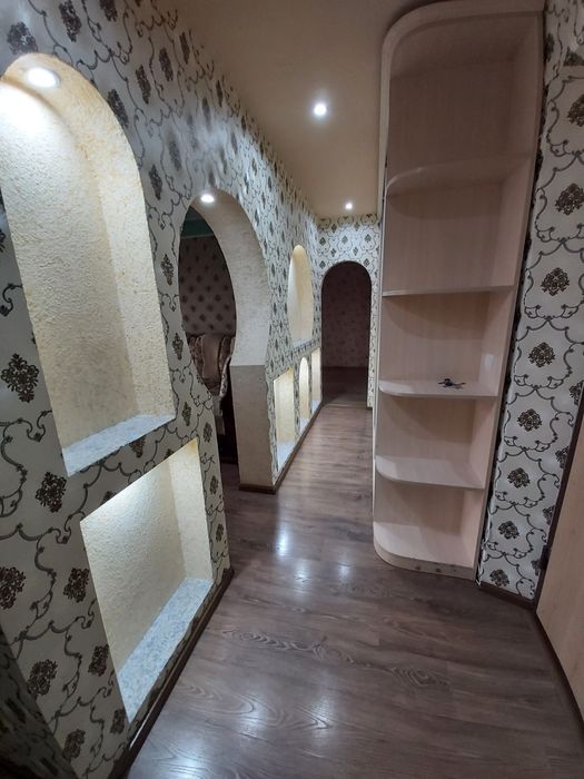 Продам двох кімнатну квартиру