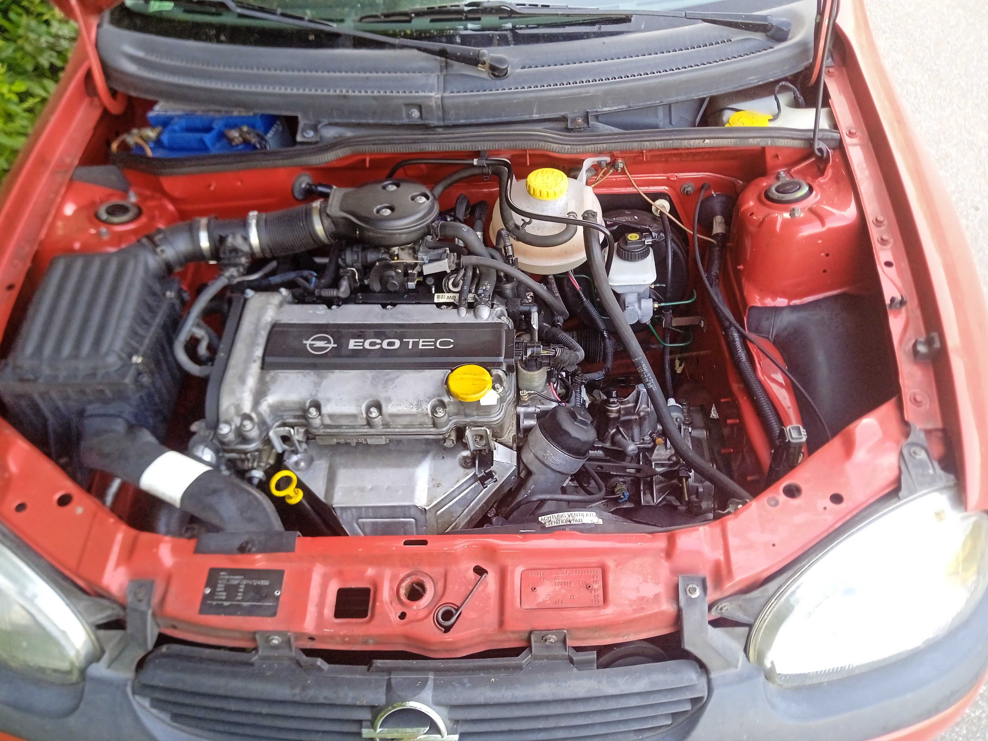 Corsa b ano 2000 categoría