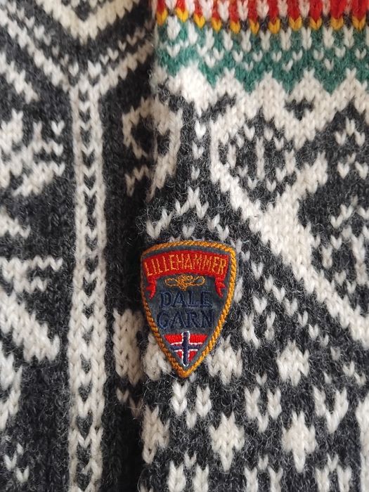 Wełniany sweter norweski