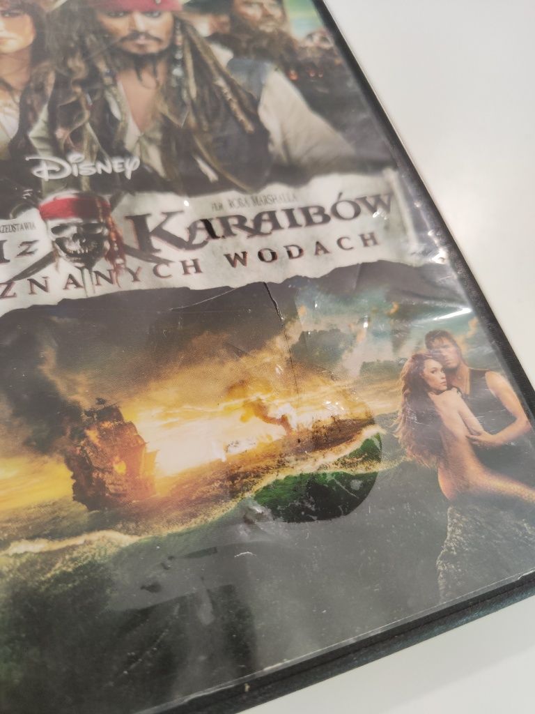 Piraci z Karaibów Na nieznanych wodach Disney - płyta DVD
