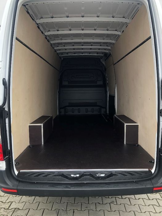 Mercedes Sprinter L4H2 Obicie wnętrza