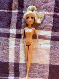 Laleczka typu Barbie.