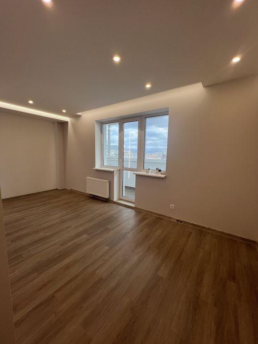 Продам 3-комн.кв.в новострое жк 524 м/р