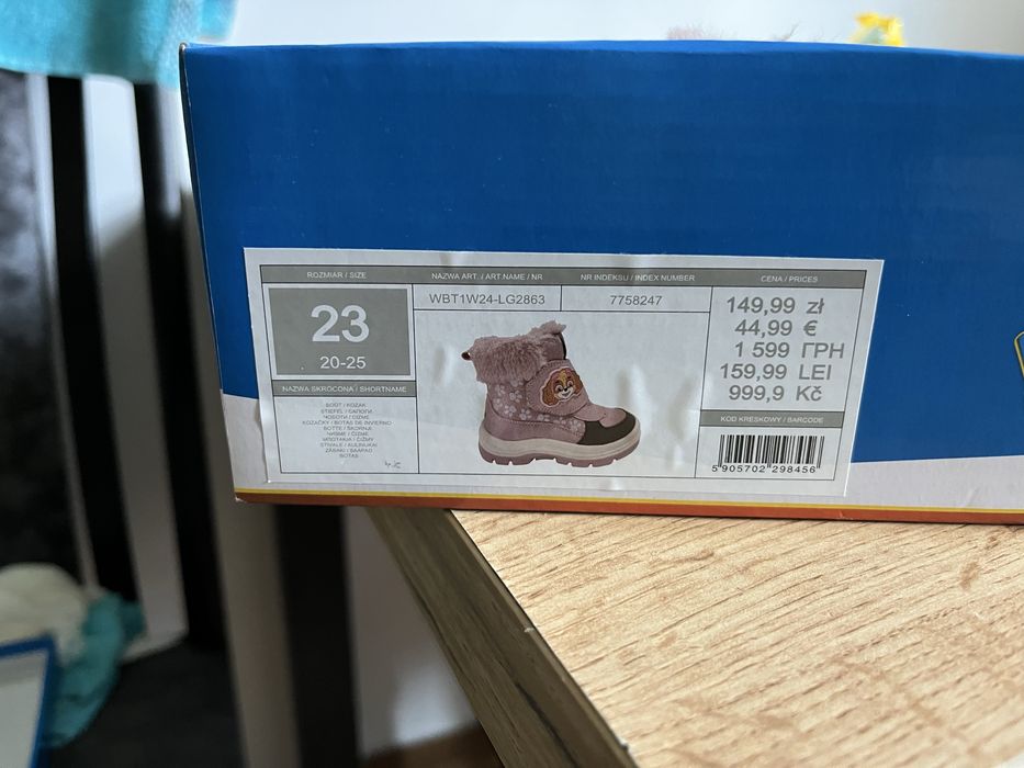 Buty zimowe dla dziewczynki 23