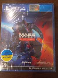 Нові ігри для Play Station 4: Mass effect видання Legendary/Watchdogs