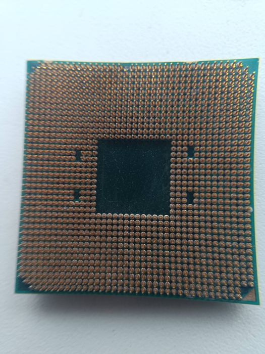 AMD Ryzen 7 1700 8 ядер 16 потоков socket AM4