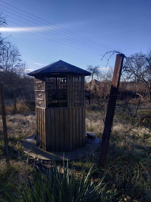 продам будинок Берегове неподалік