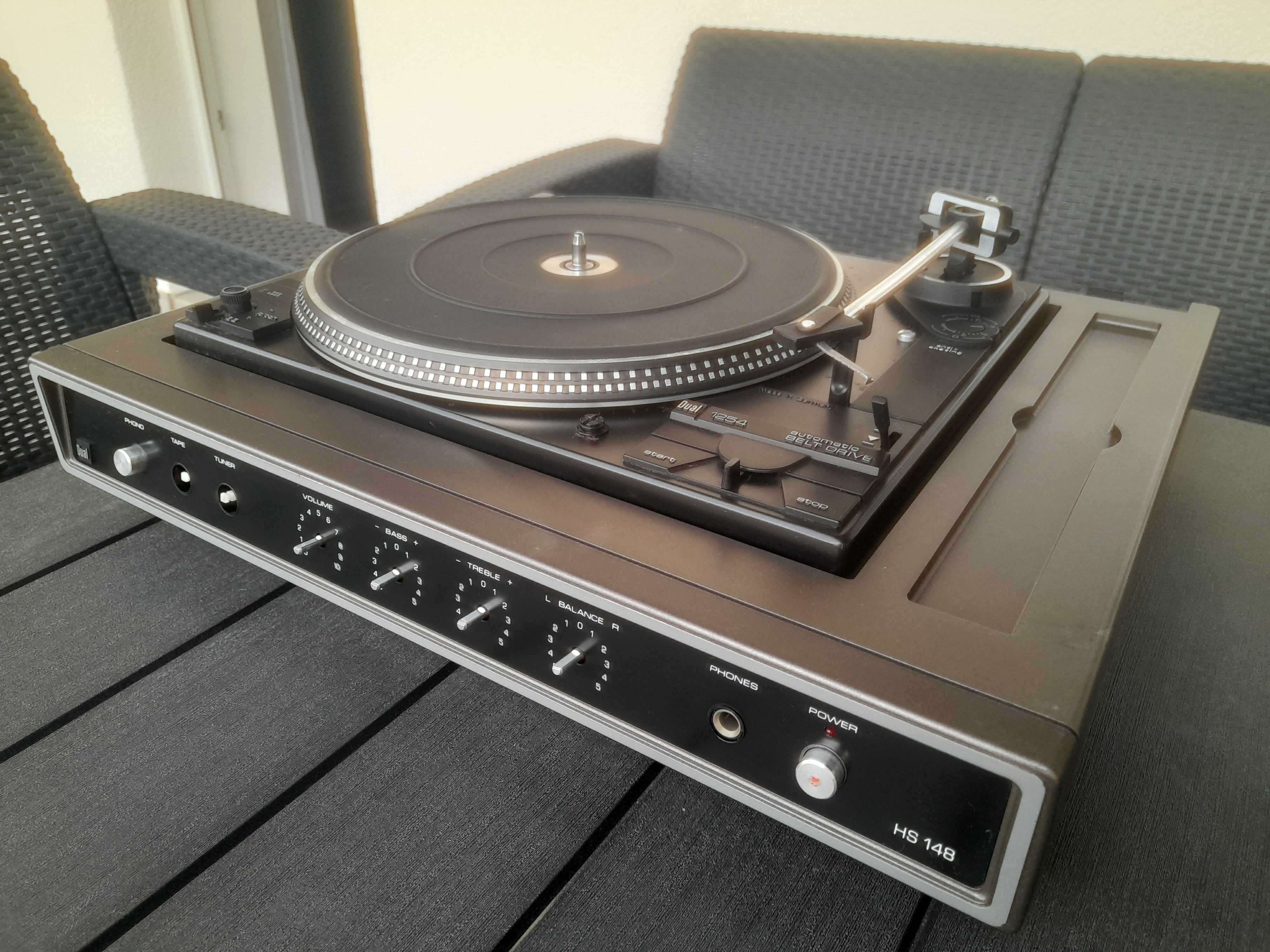 Gramofon + wzmacniacz Dual HS 148