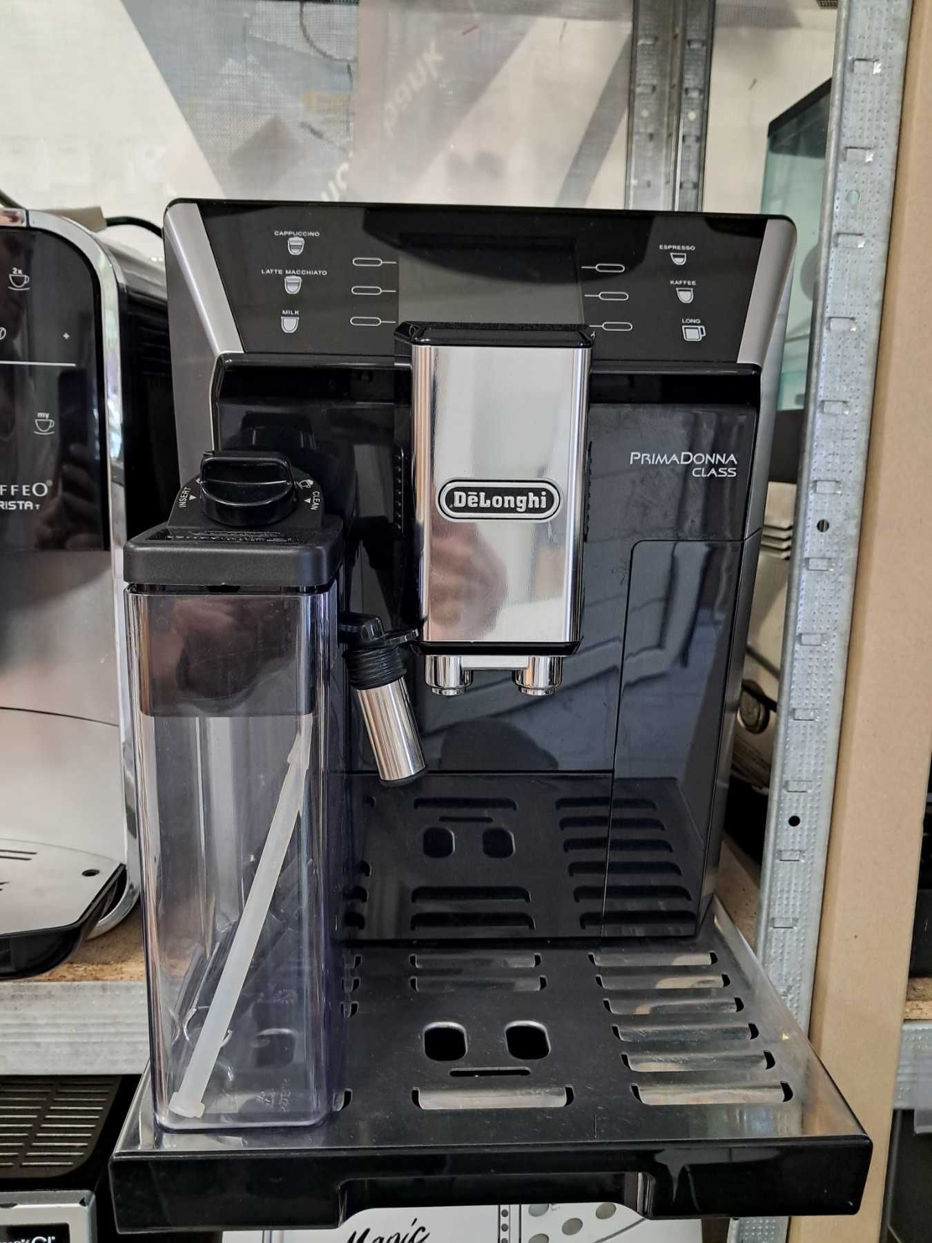 Кавомашина Delonghi PrimaDonna Class