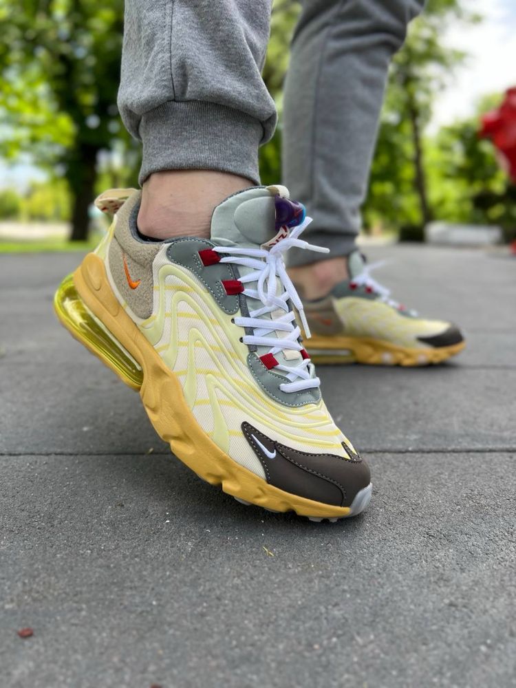 Кроссовки Nike Air Max 270 React X Travis Scott