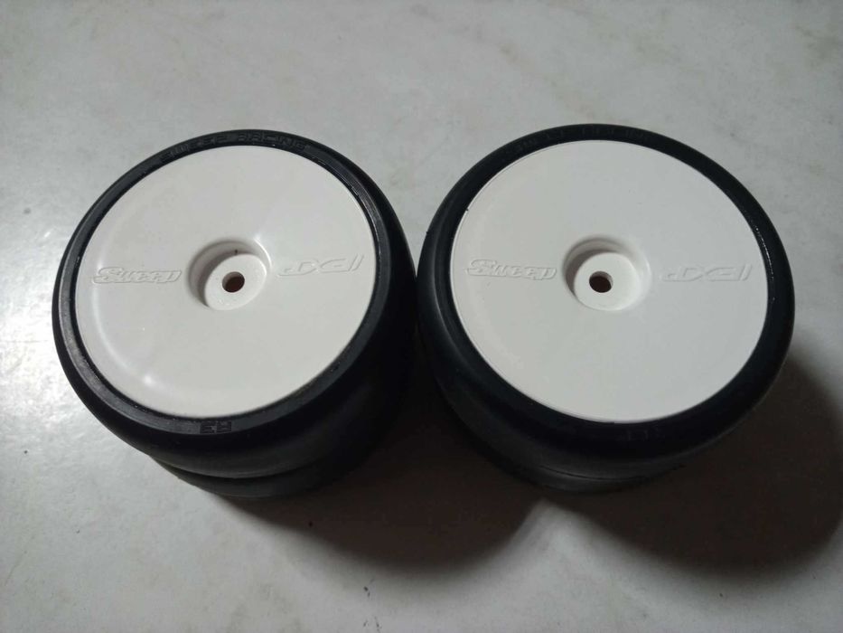 Koła RC sweep EXX36R3PGX