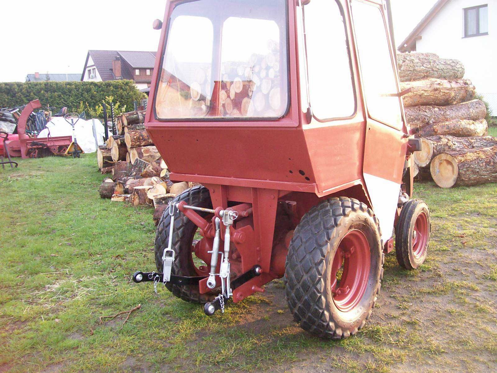 traktorek ciągniczek komunalny ogrodowy